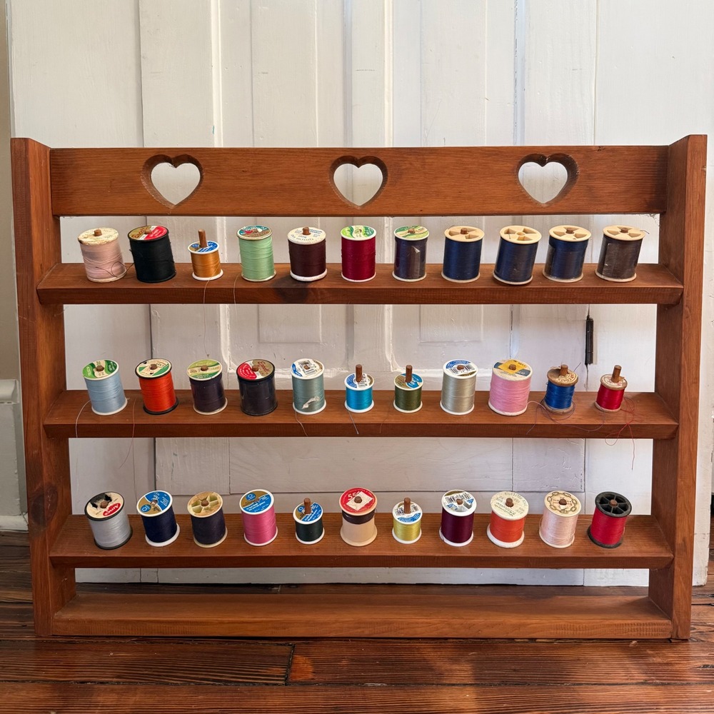 VTG Wooden Thread Rack 33 Spool Wall Mount Sewing Organizer Heart Cutouts 19x26"
